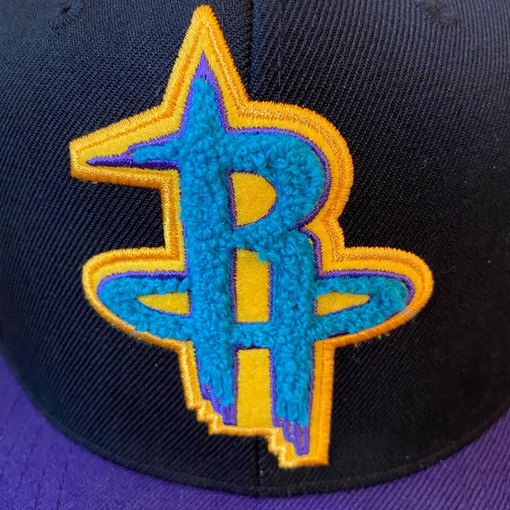 Mitchell & Ness Rockets Hat - Picture 3 of 8